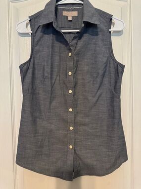 Banana Republic Sleeveless Button-Down Top